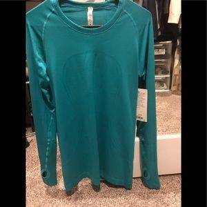Lululemon NWT Swiftly Tech LS Crew